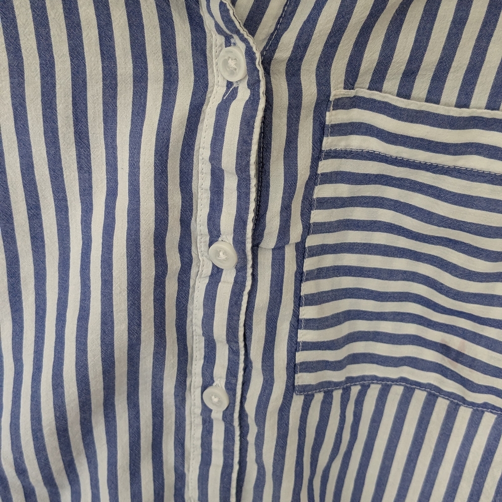 Beachlunchlounge Blue and White Striped Cropped Long Sleeve Button Down S - Picture 5 of 7